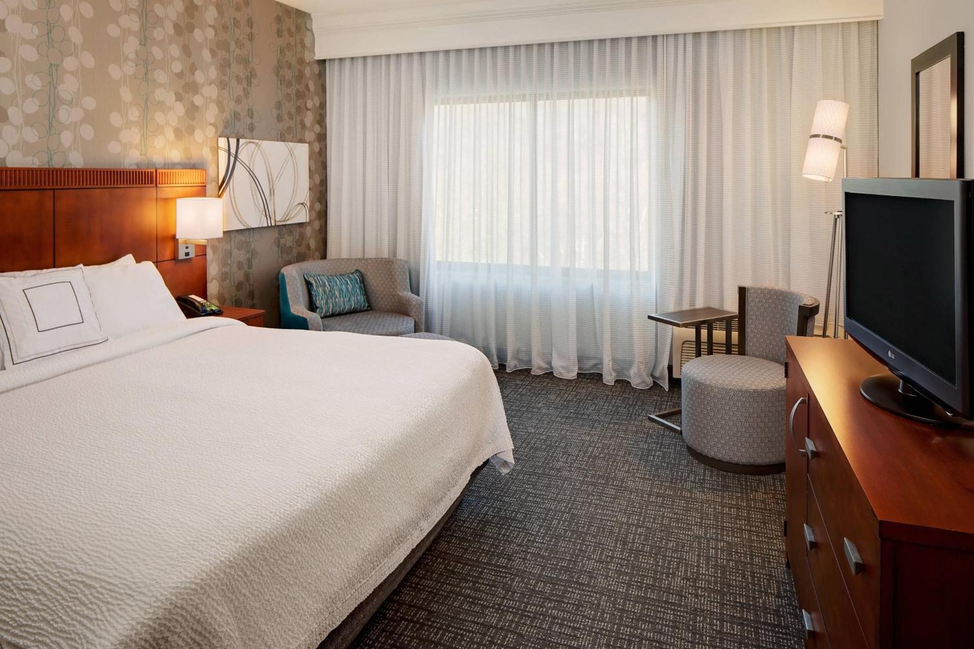 Courtyard By Marriott Pittsburgh West Homestead Waterfront Екстер'єр фото