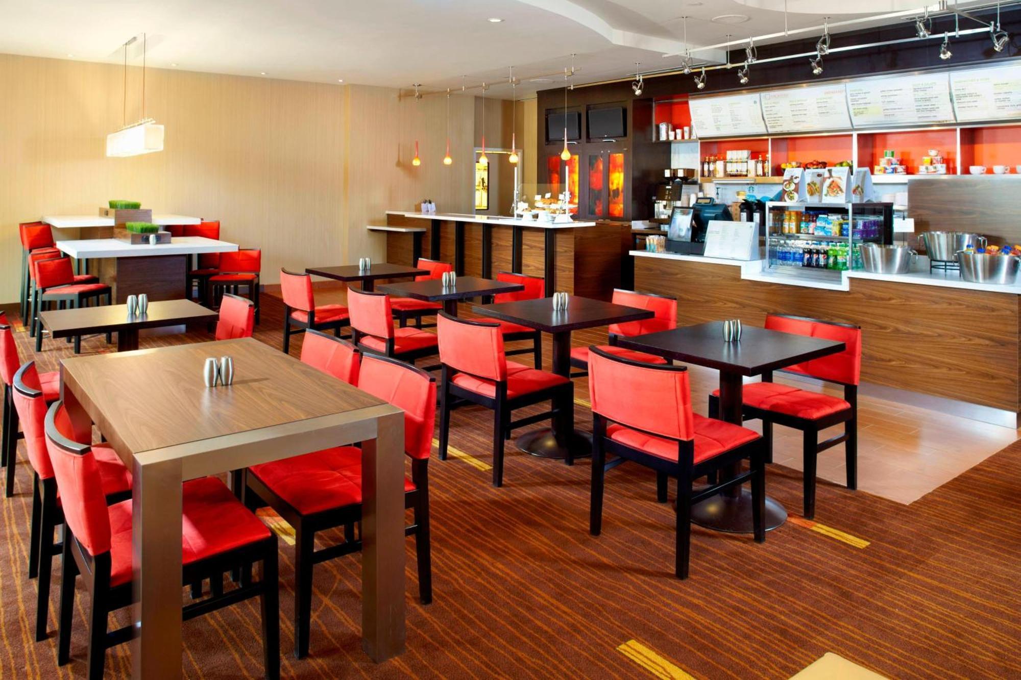 Courtyard By Marriott Pittsburgh West Homestead Waterfront Екстер'єр фото