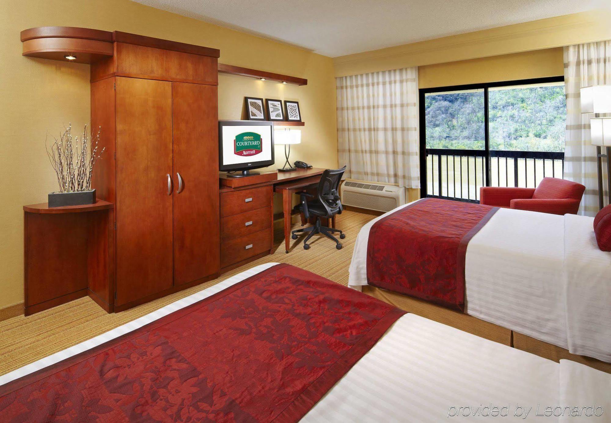 Courtyard By Marriott Pittsburgh West Homestead Waterfront Екстер'єр фото
